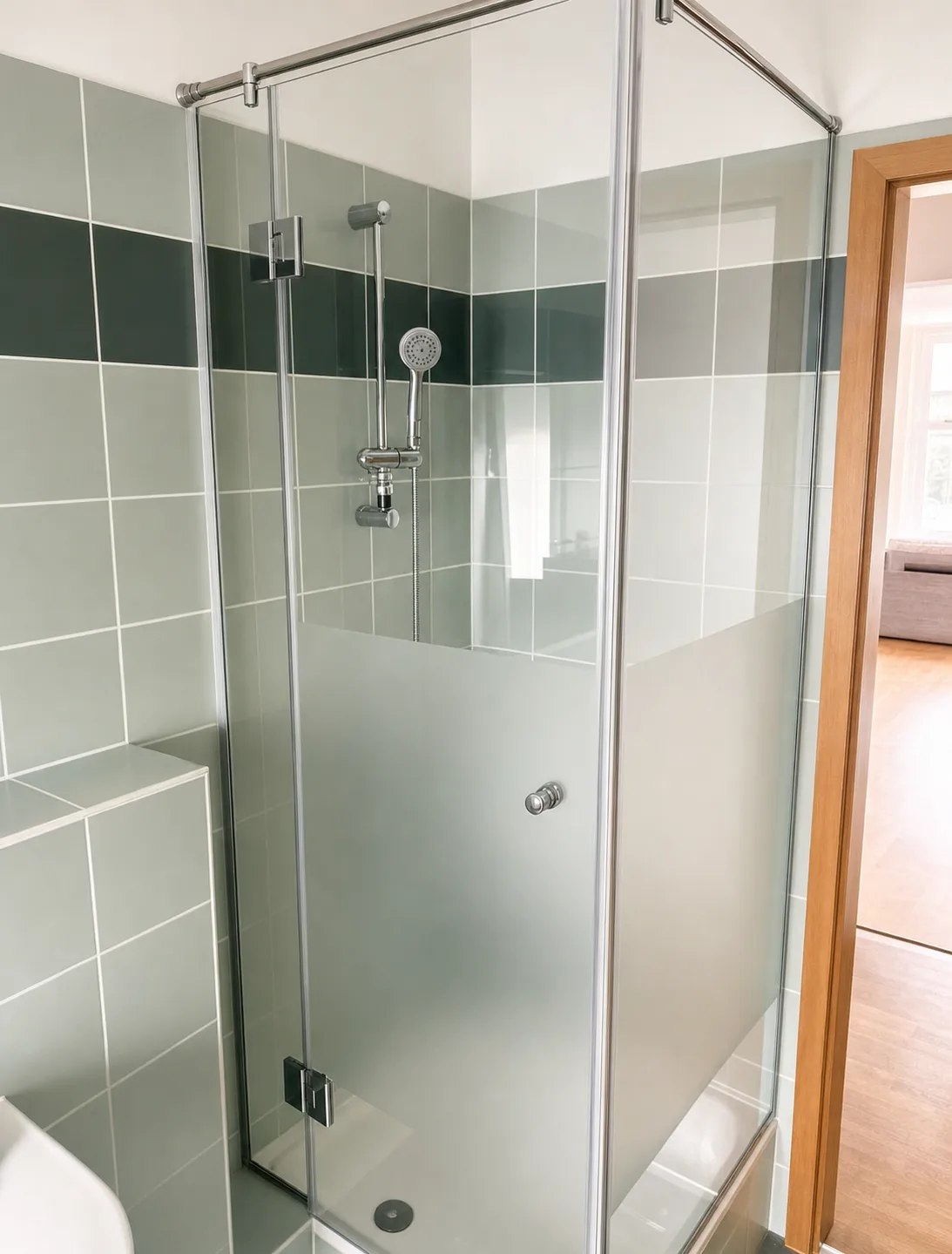 Fotografie 4 – Apartament 3 camere, Residenz Cartierul German, Chitila – 90 m² utili, terasă și boxă, Șos. Banatului, Chitila