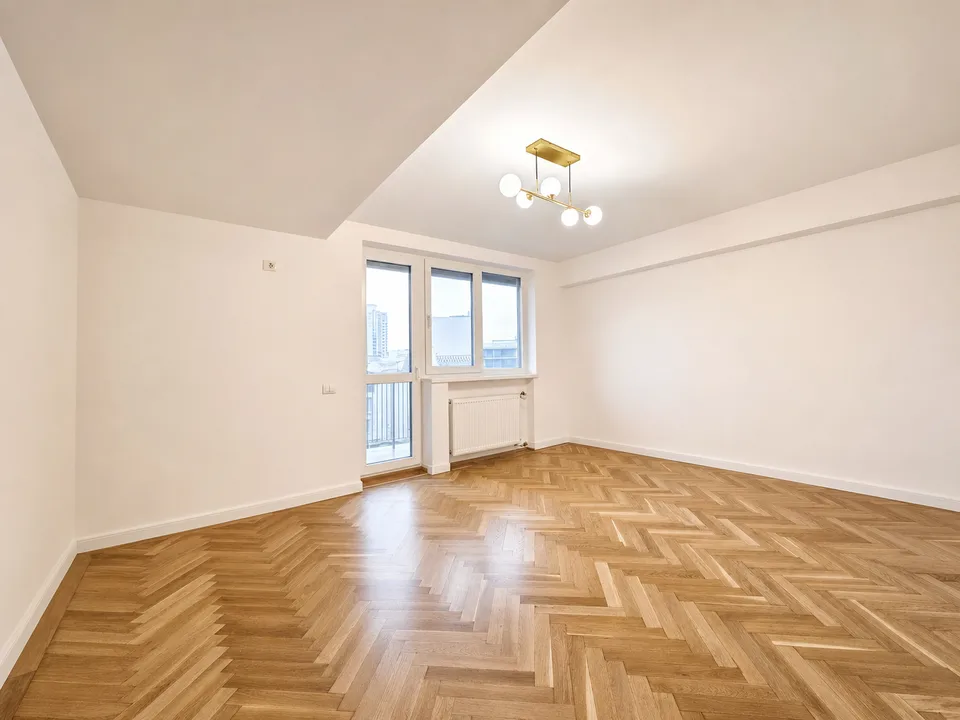 Apartament cu 3 camere decomandat la Universitate, Sector 3, 68 m²