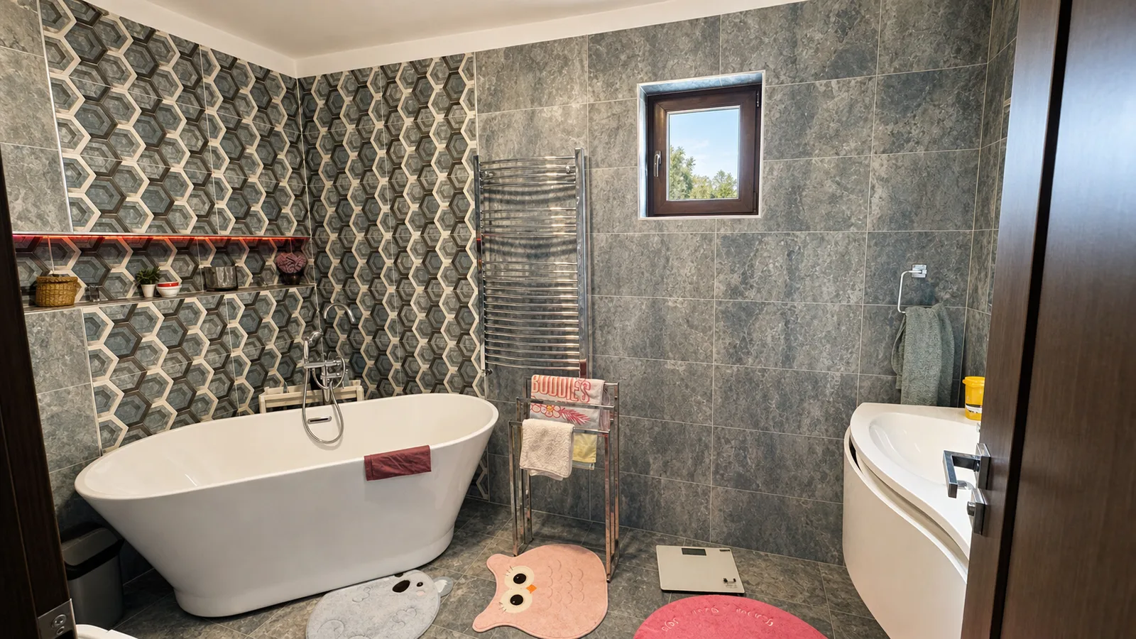 Fotografie – Casă P+1 cu 4 camere în Chitila, 170 m² construiți, teren de 304 m², din 2020, Chitila