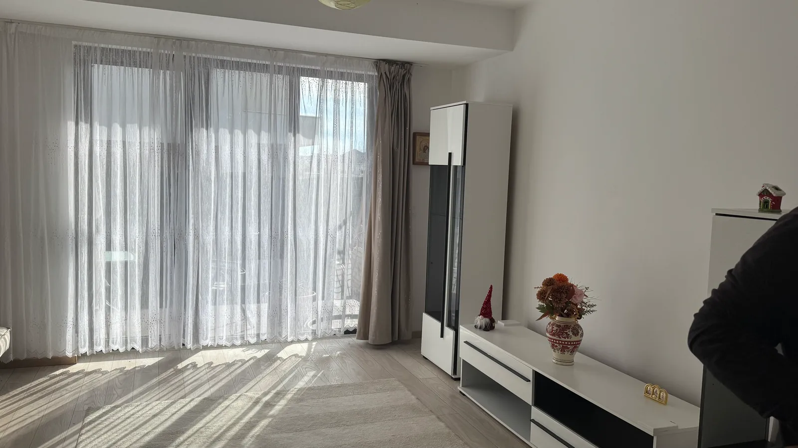 Fotografie 5 – Jumătate de duplex cu 3 camere în Otopeni, 120 m² și teren de 160 m², Otopeni