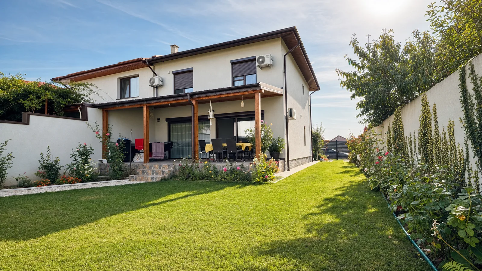 Fotografie – Casă P+1 cu 4 camere în Chitila, 170 m² construiți, teren de 304 m², din 2020, Chitila