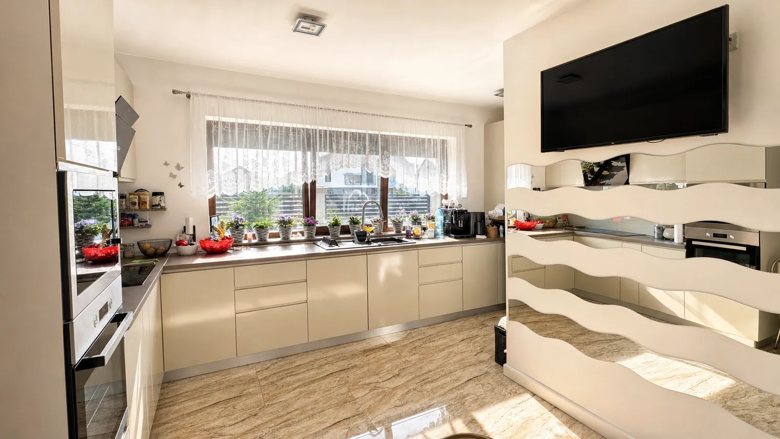 Fotografie – Casă P+1 cu 4 camere în Chitila, 170 m² construiți, teren de 304 m², din 2020, Chitila