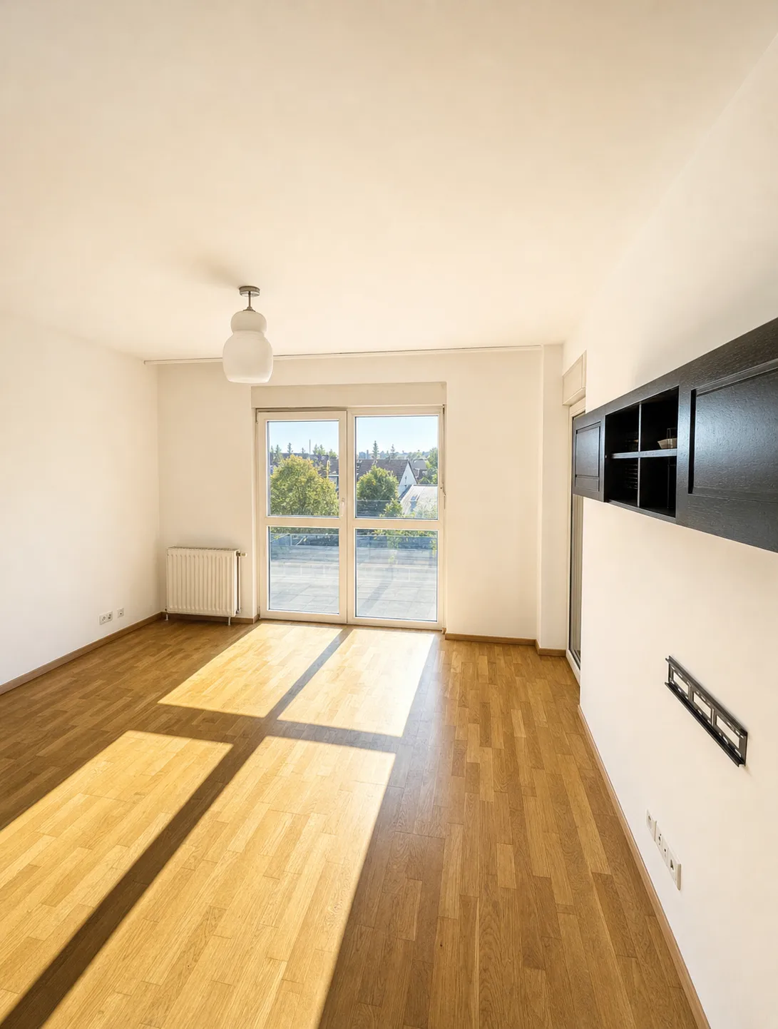 Fotografie 10 – Apartament 3 camere, Residenz Cartierul German, Chitila – 90 m² utili, terasă și boxă, Șos. Banatului, Chitila