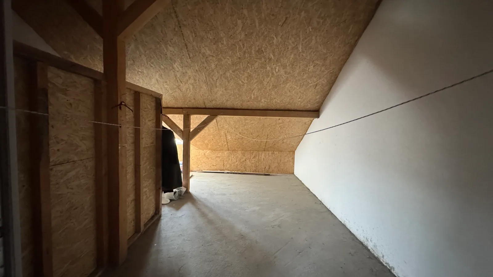 Fotografie 12 – Jumătate de duplex cu 3 camere în Otopeni, 120 m² și teren de 160 m², Otopeni